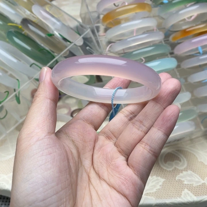 玛瑙/玉髓未镶嵌手镯57圈口