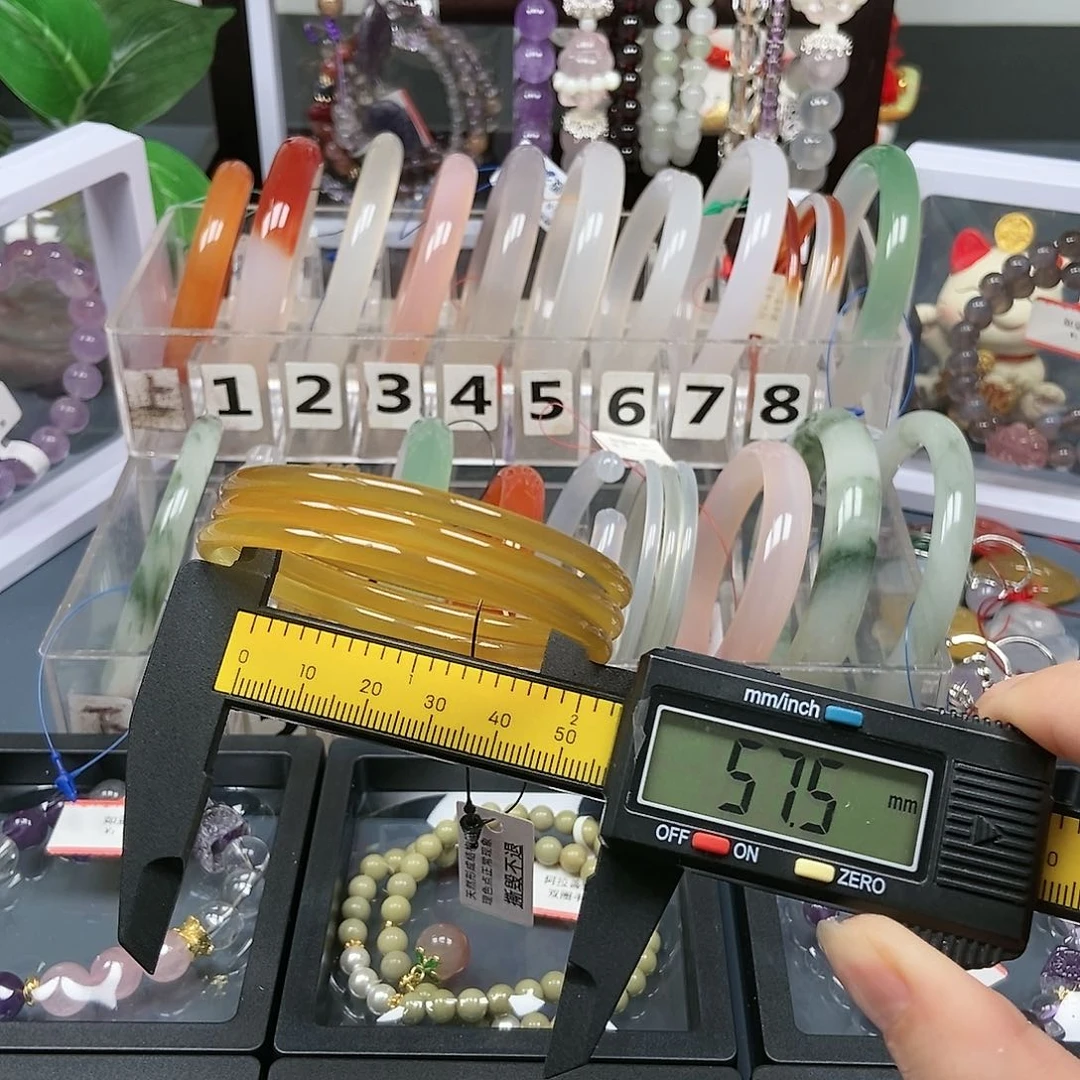 玛瑙/玉髓手镯未镶嵌14