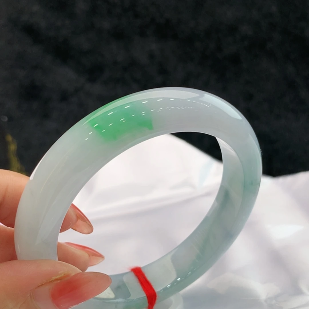 【闪购商品】翡翠手镯未镶嵌圈口59