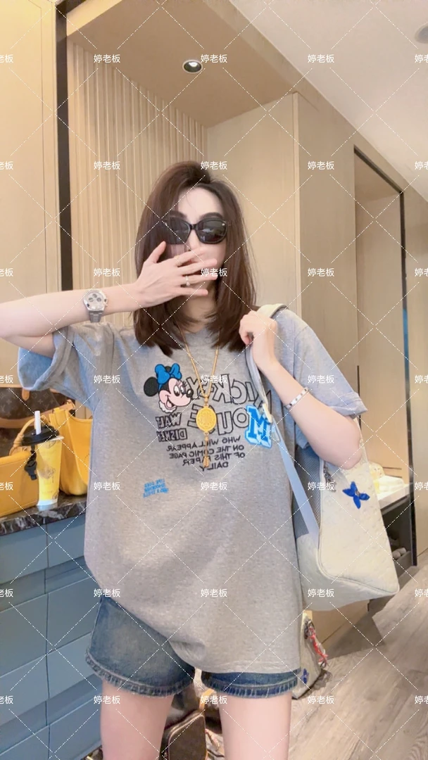 『婷老板』新款、M字母米奇百搭两色T恤555-9