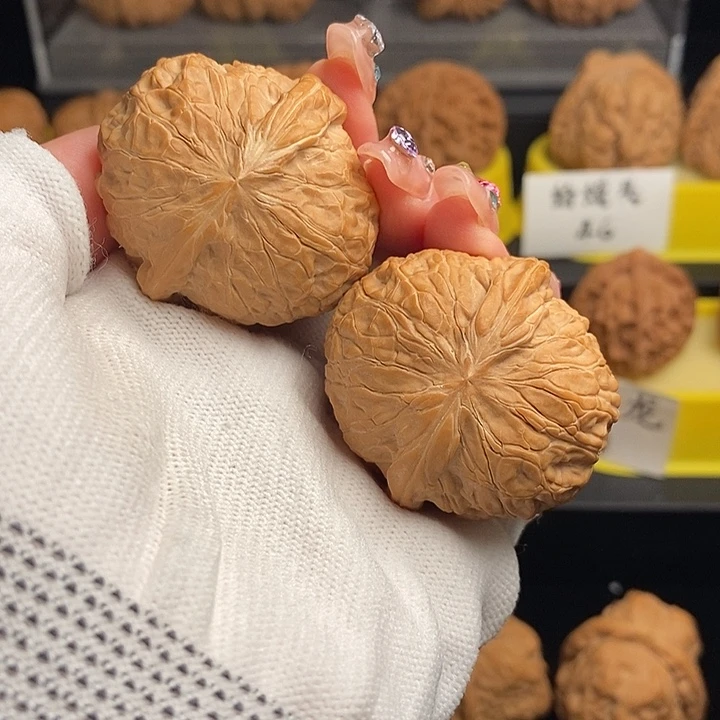 开***伟吊坠文玩核桃南瓜