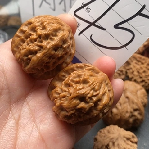 桃核吊坠38全品野狼