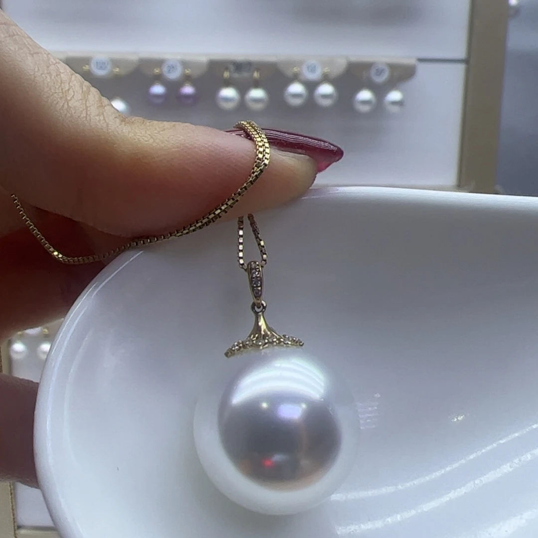 淡水珍珠吊坠(赠链)18K金镶嵌