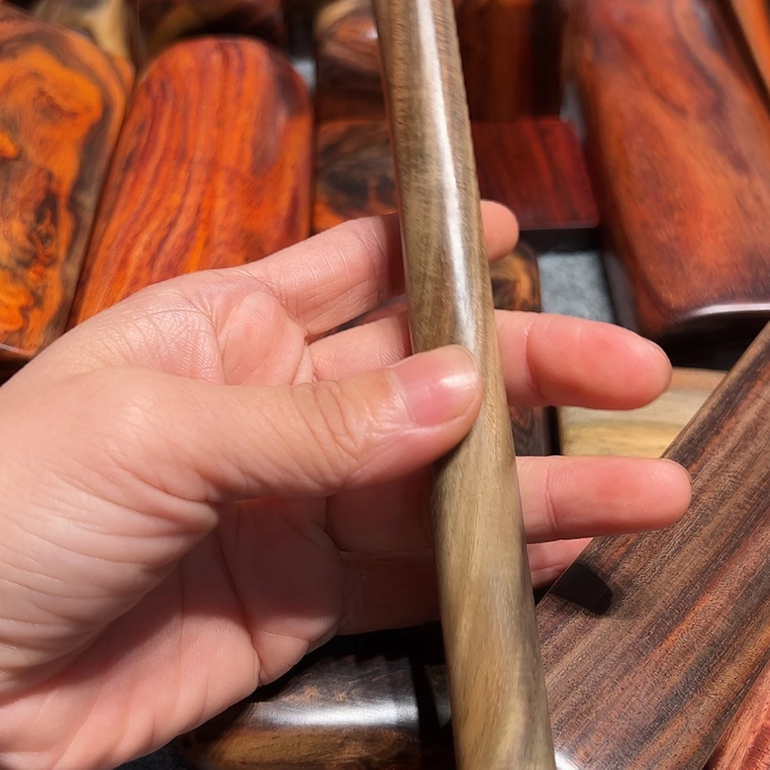 舍***得交趾黄檀（大红酸枝）