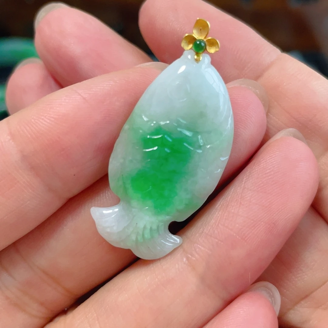 翡翠手镯未镶嵌翡翠899