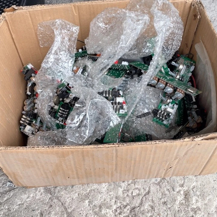 未拆封寒**度不包邮一箱