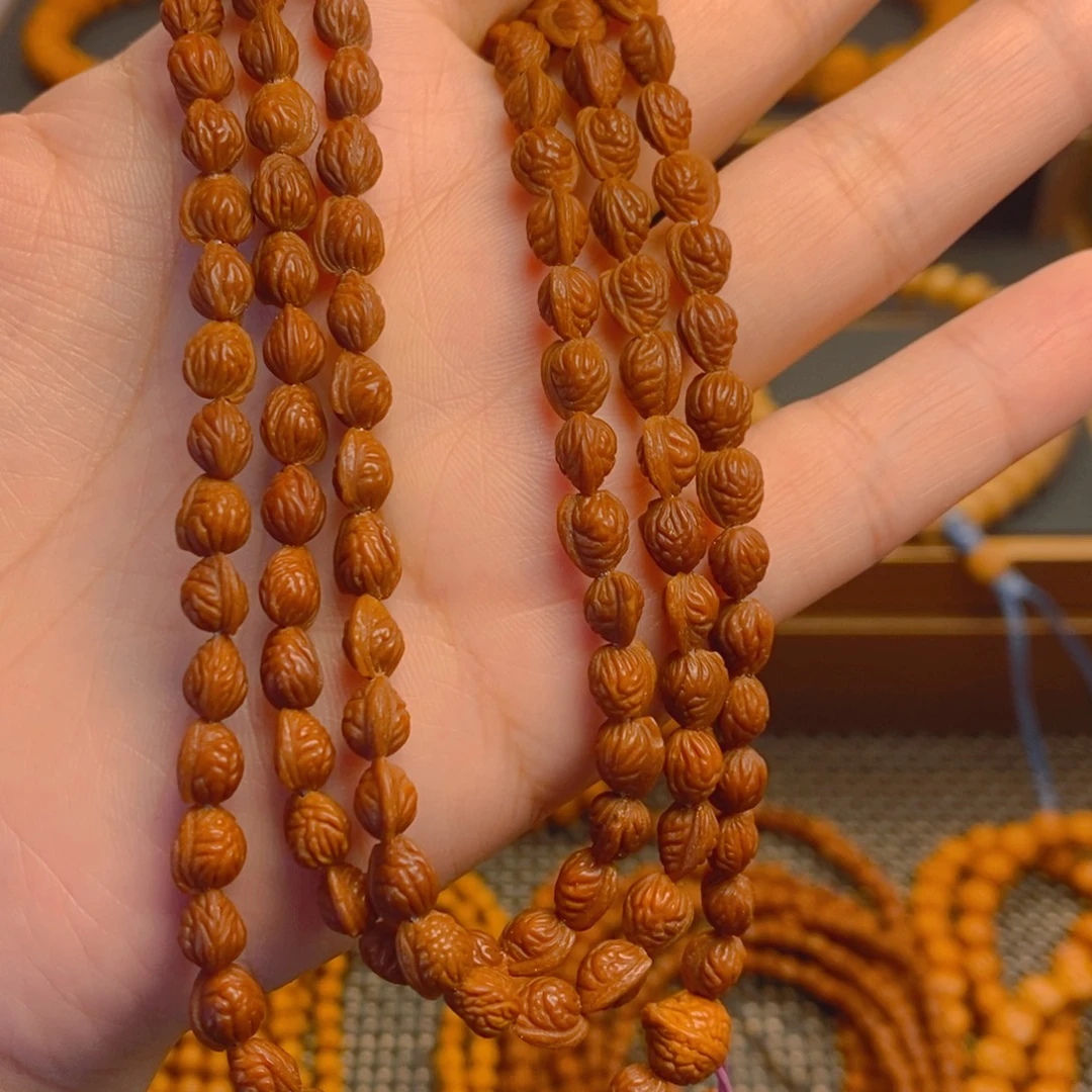 春***王吊坠桃核秦岭森林05