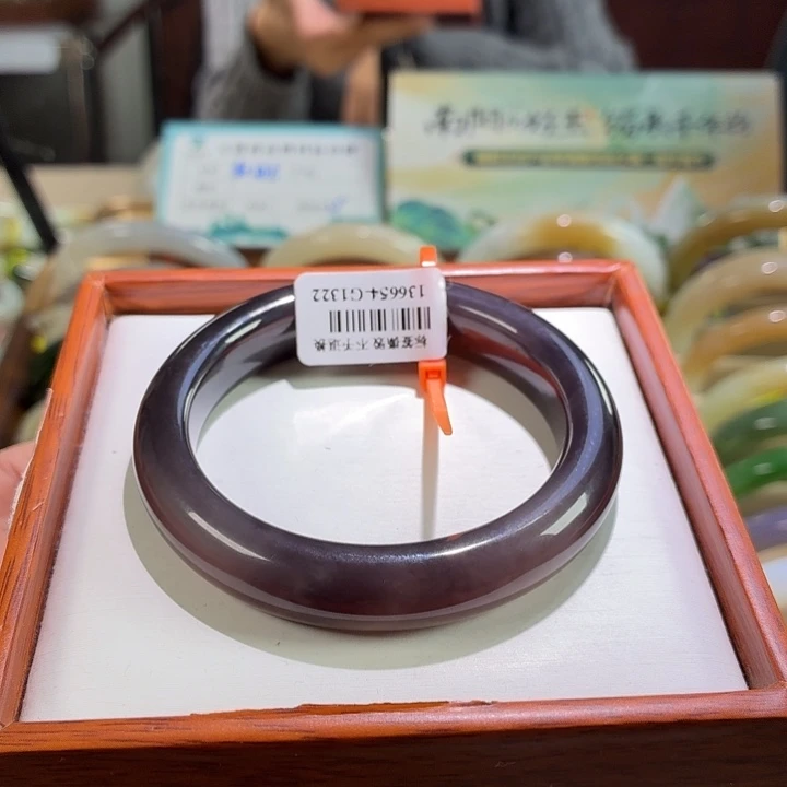 未镶嵌手镯和田玉47。54/55