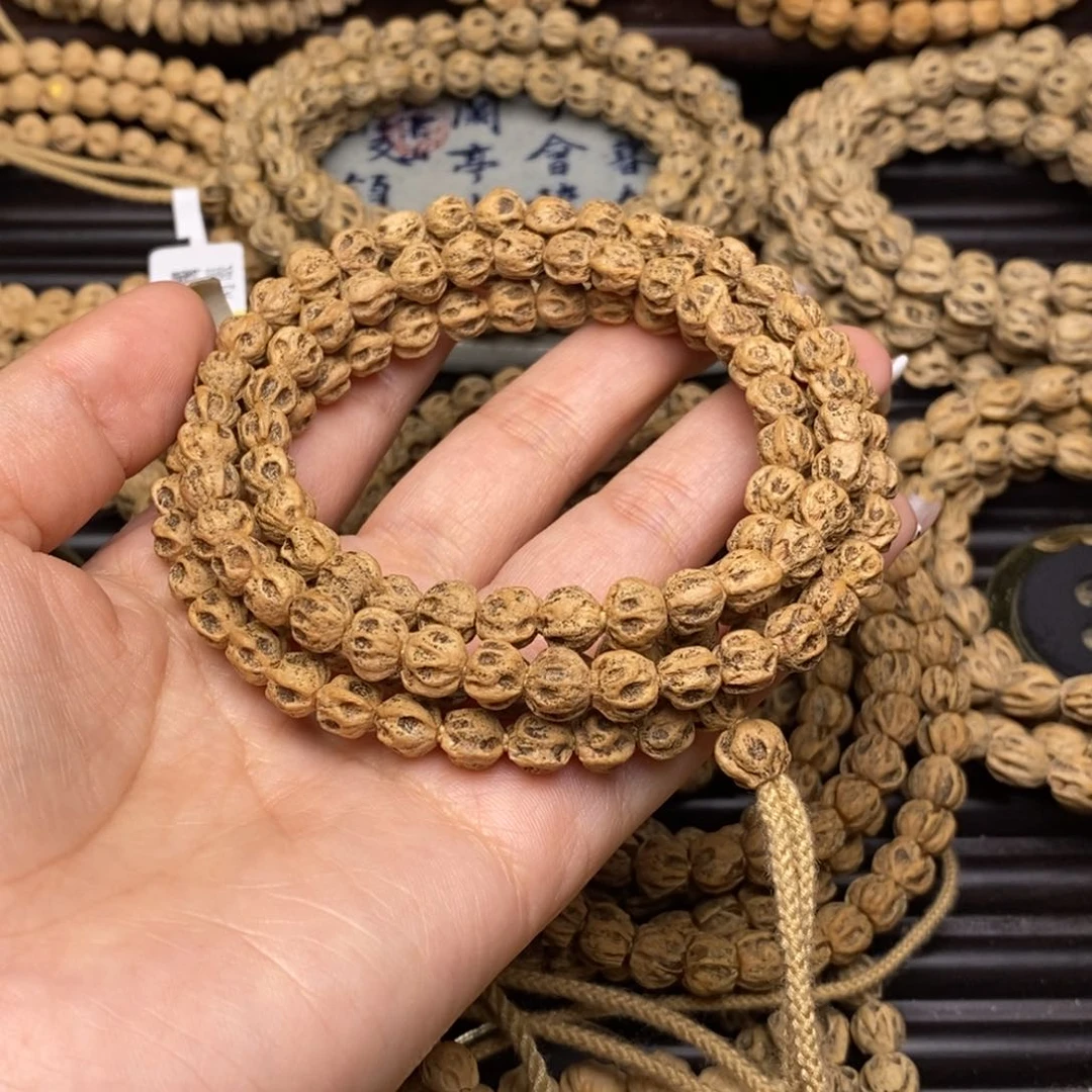 柏香籽/百香籽吊坠你**字