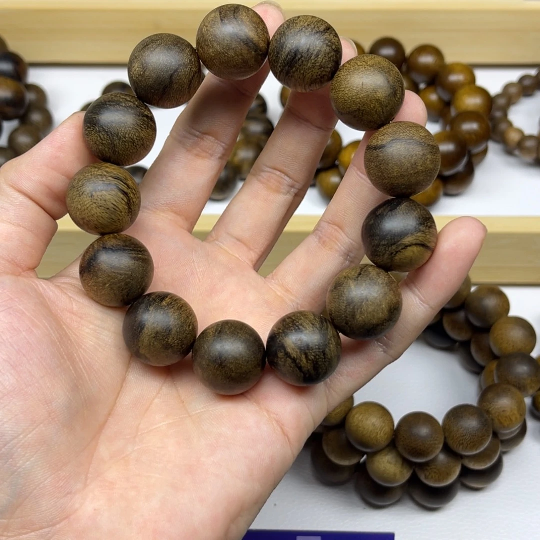 用***6沉香手串越南芽庄白棋楠1.8