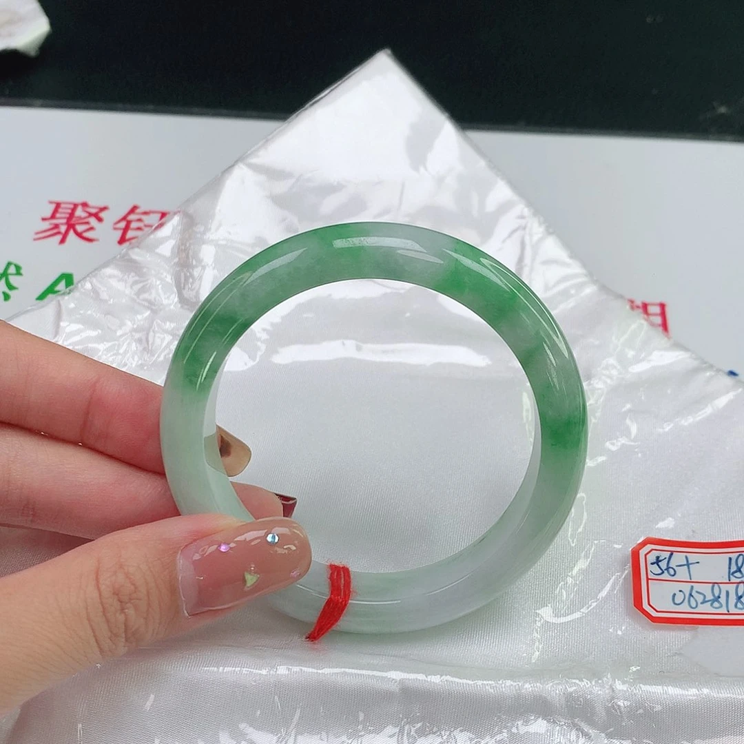 未镶嵌手镯翡翠天然翡翠A货818