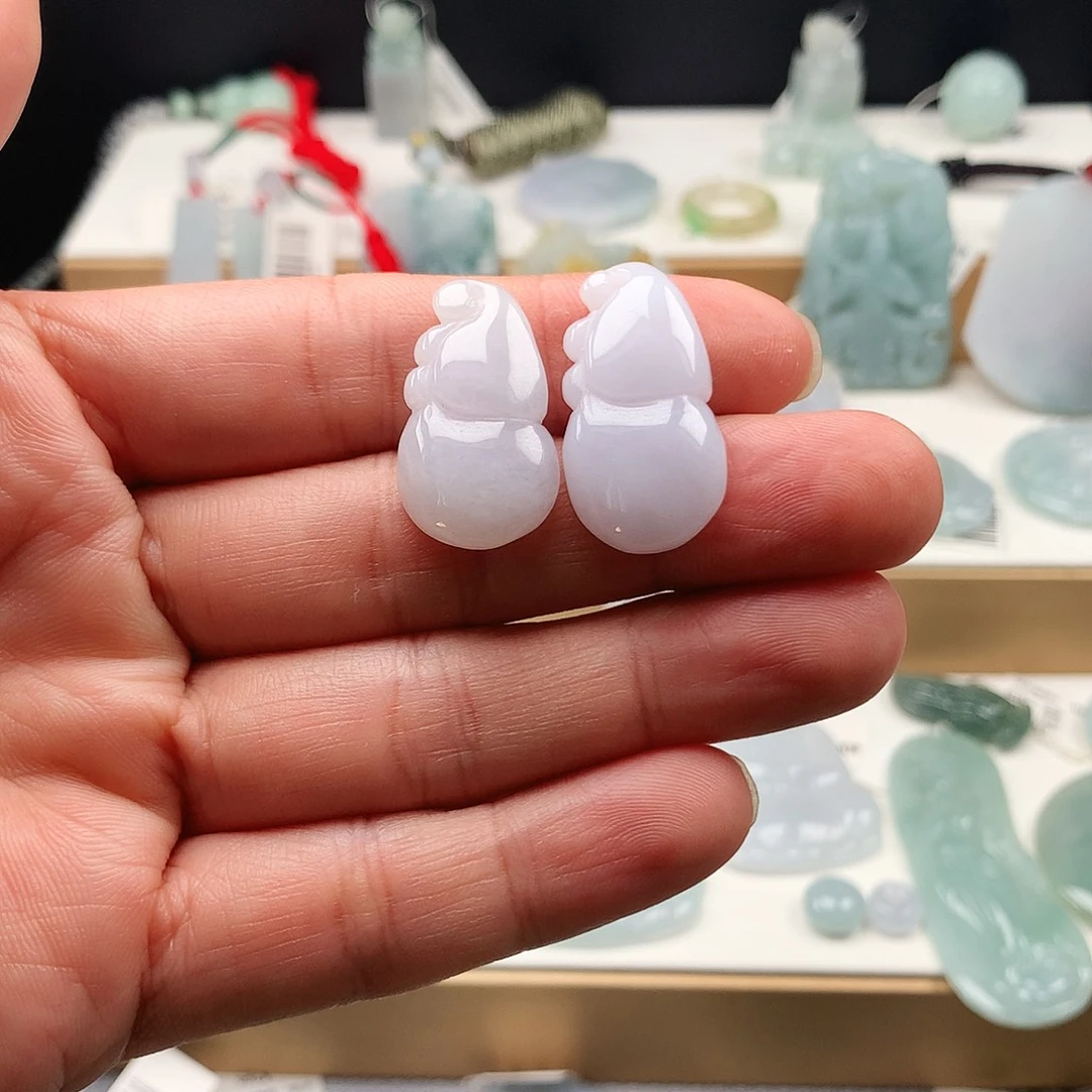 翡翠未镶嵌吊坠(不含链)17葫芦