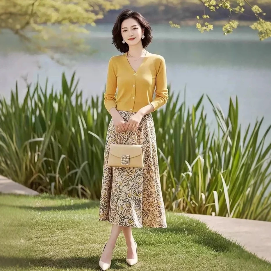 超好看中年妈妈套装黄色针织衫碎花半身裙两件套2025秋季新款女装