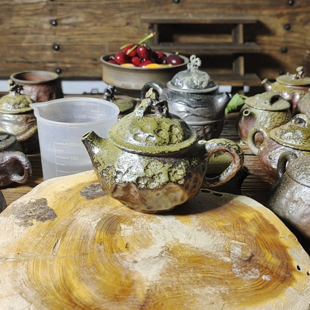 观山坭兴陶纯柴烧裸烧锤纹茶壶160c