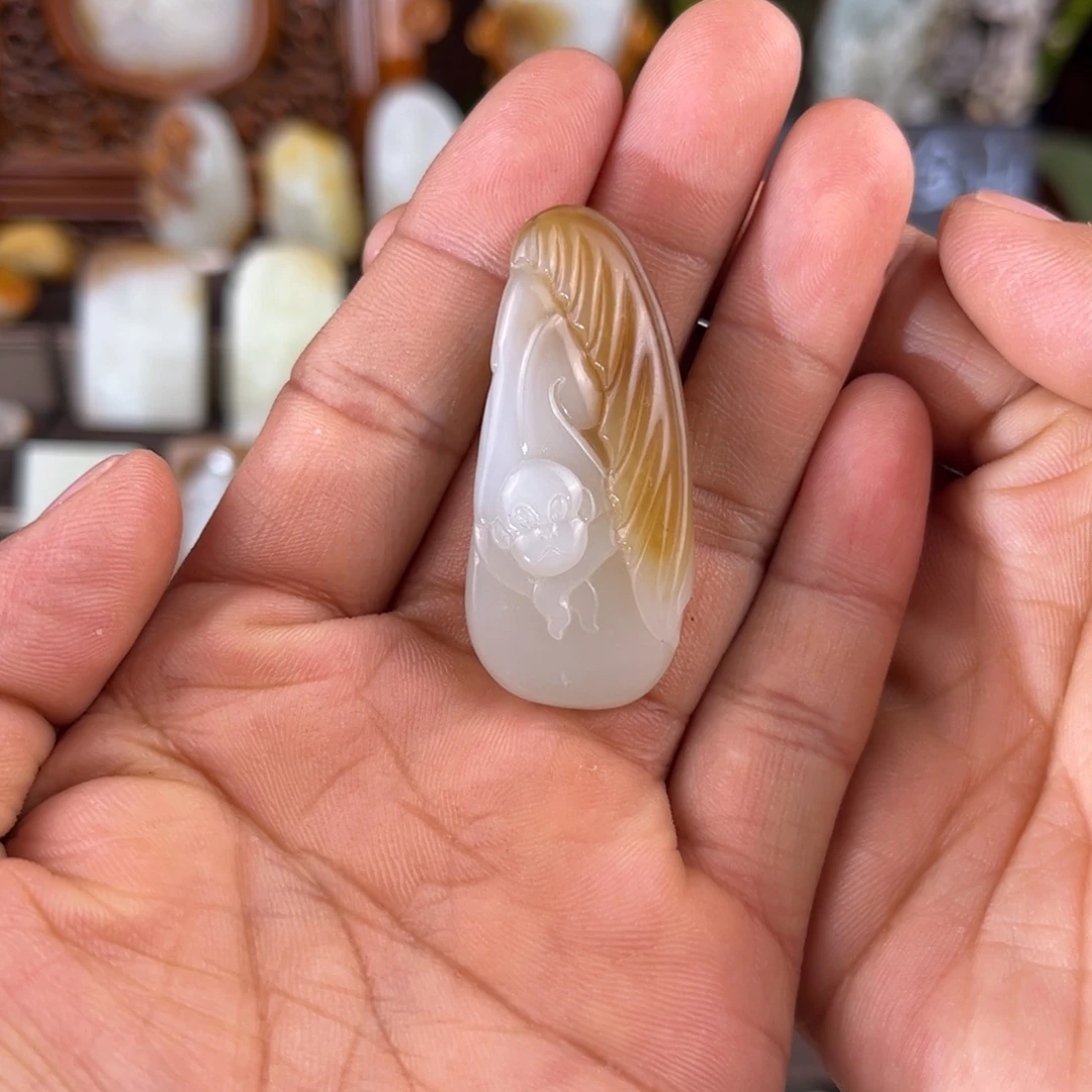 和田玉（糖玉）未镶嵌颈饰