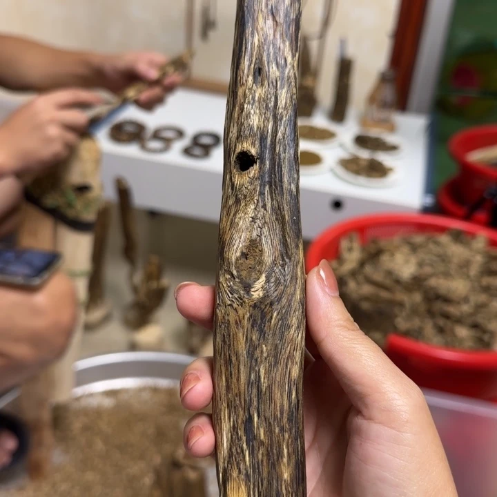 沉香碎屑沉香虫漏原料46克