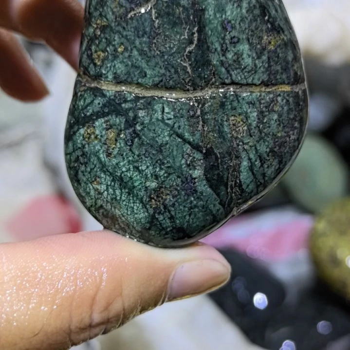 花***言木藏玉药王石原石一个