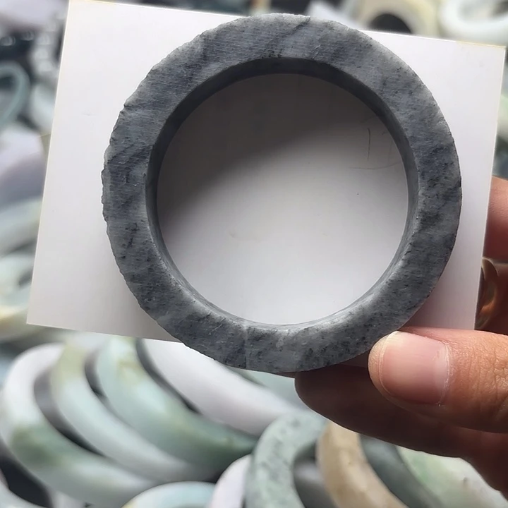 定制翡翠未镶嵌翡翠缅甸翡翠水墨丹青乌鸡手镯