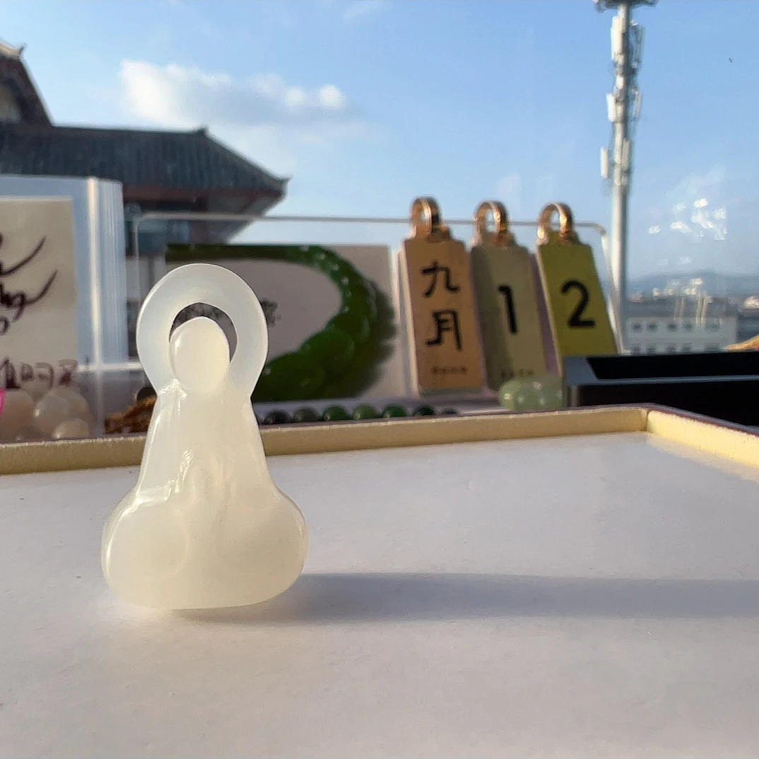 新疆白玉无相悟道佛多样性发一