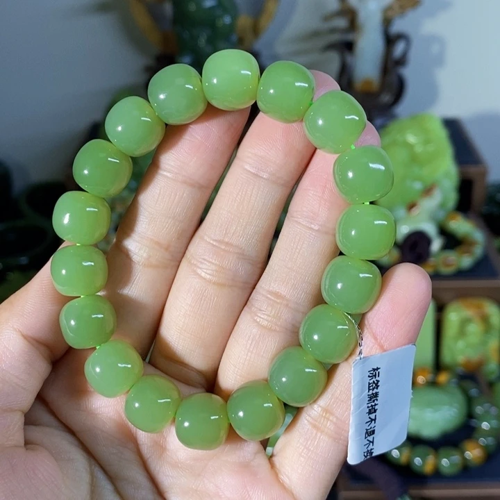 套链未镶嵌和田玉水*
