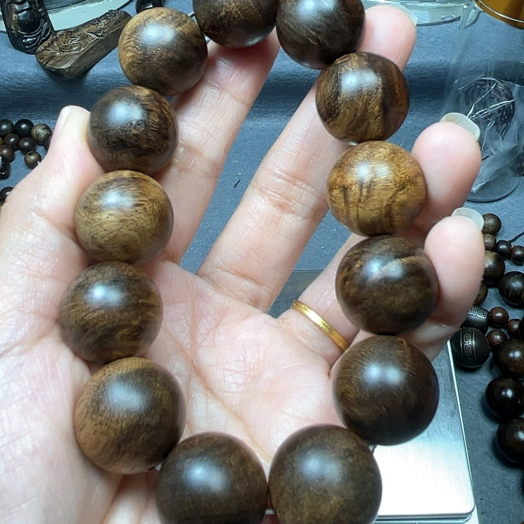 沉香手串美*特白棋瘤疤1.8