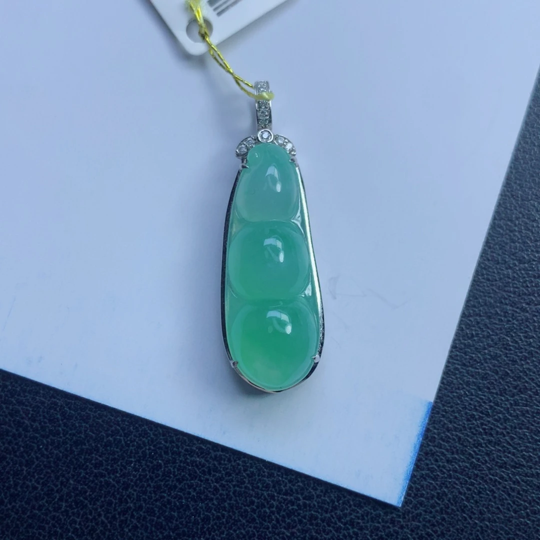 颈饰未镶嵌翡翠福豆