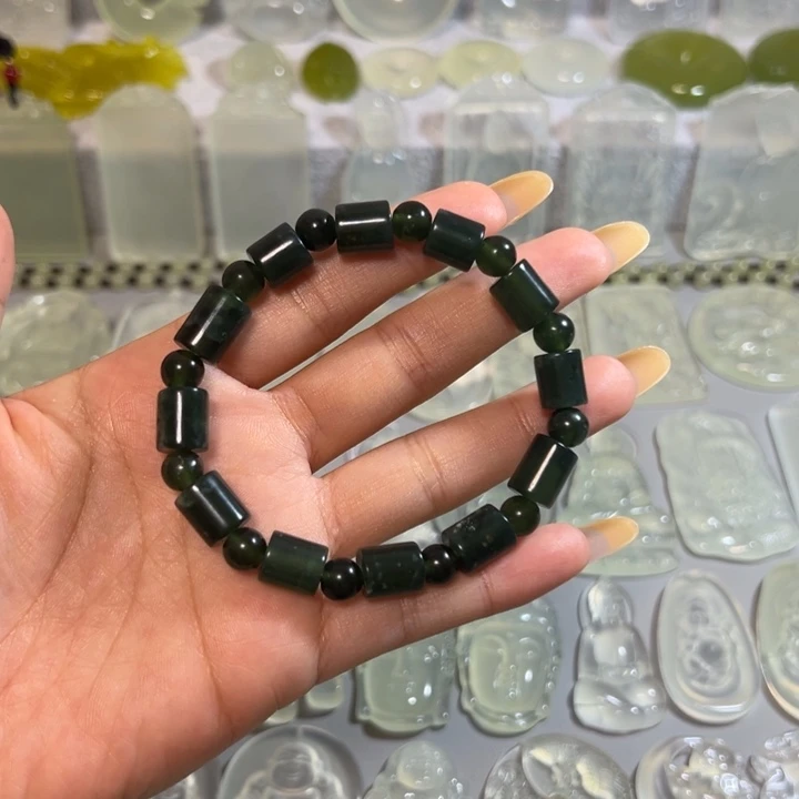 岫玉未镶嵌岫玉绿冰手串