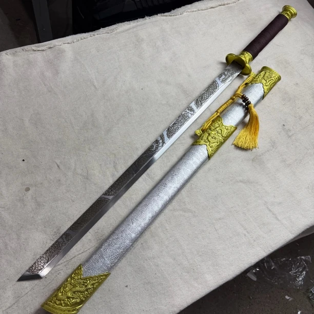 3307 龙泉昊天宝剑高锰钢一体锻打唐横刀未开刃