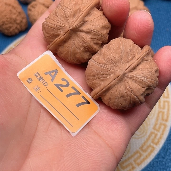 文玩核桃把件核桃