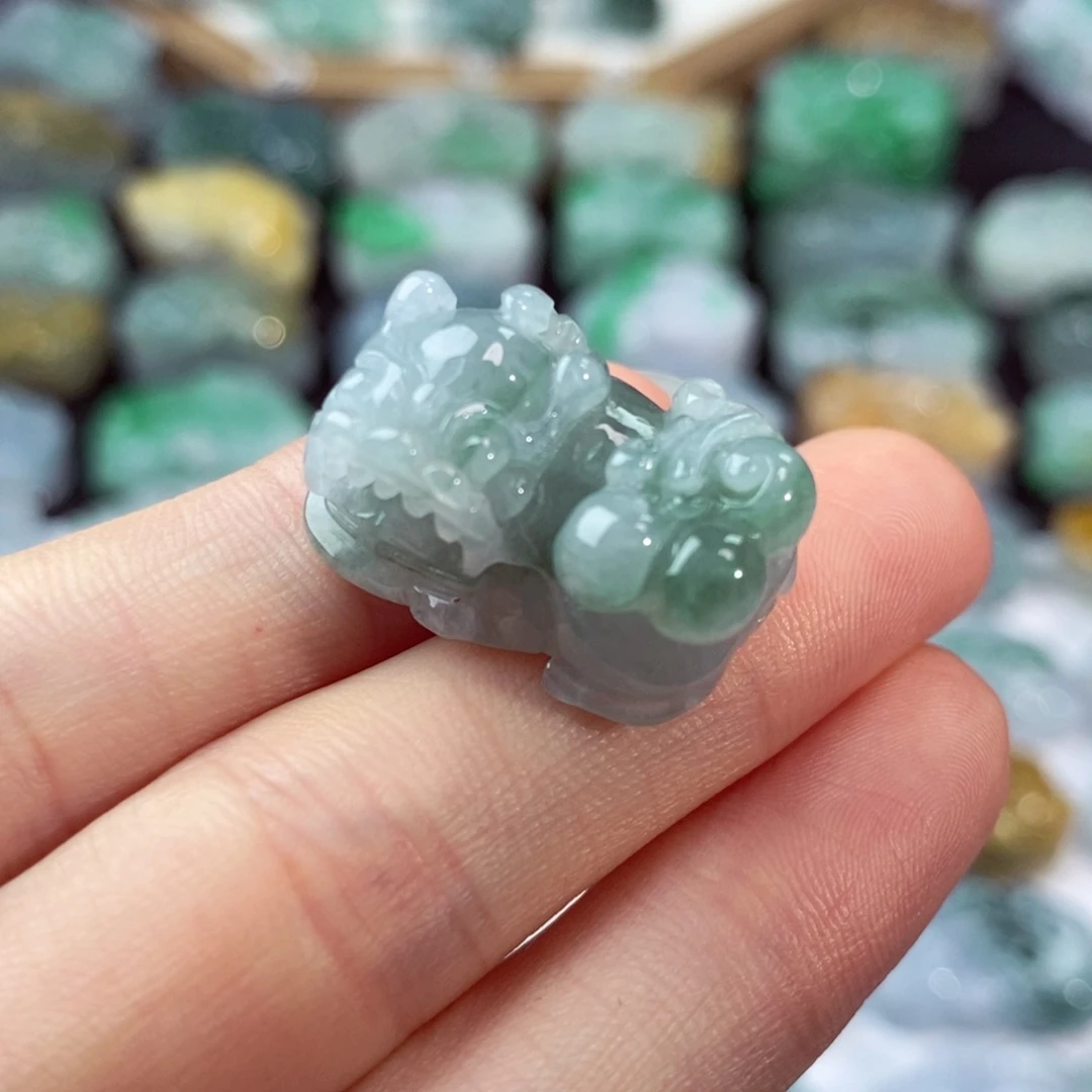 翡翠未镶嵌颈饰天然