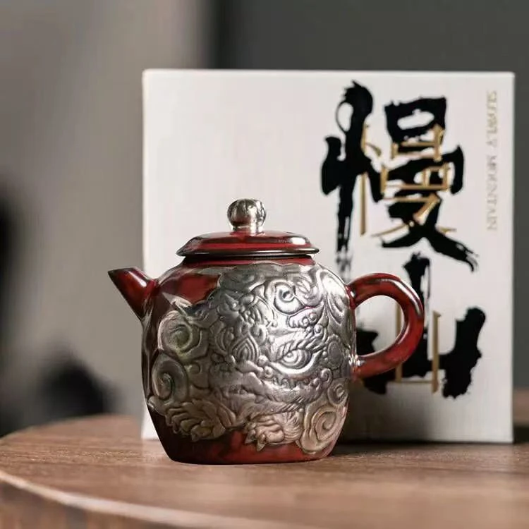G2106-红色醒狮壶