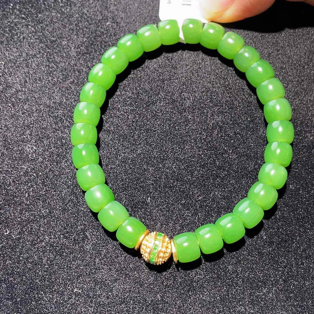 未镶嵌手链和田玉（碧玉）小*羽碧玉手串