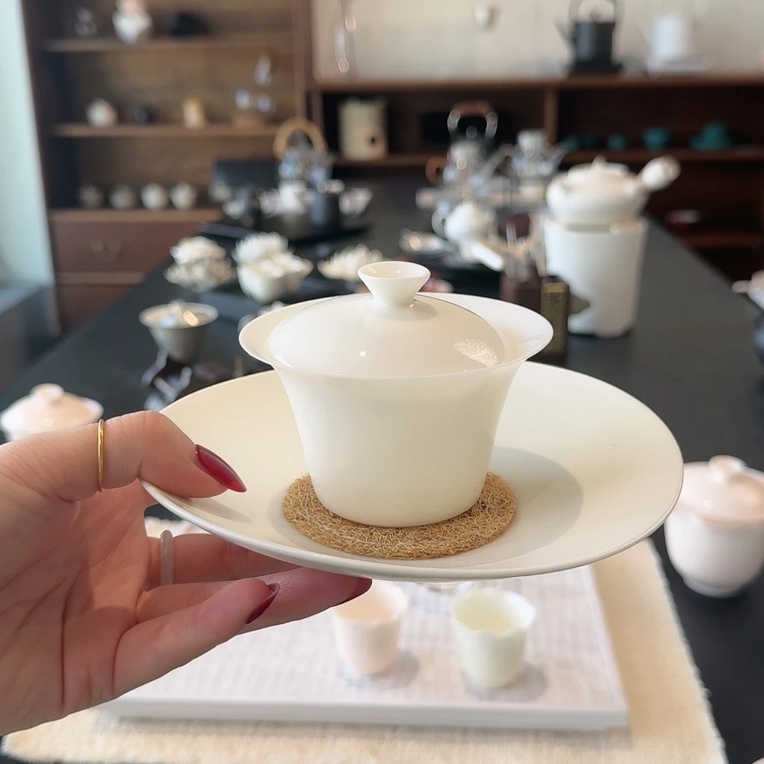 马蹄盖碗+微瑕壶承 送丝瓜垫