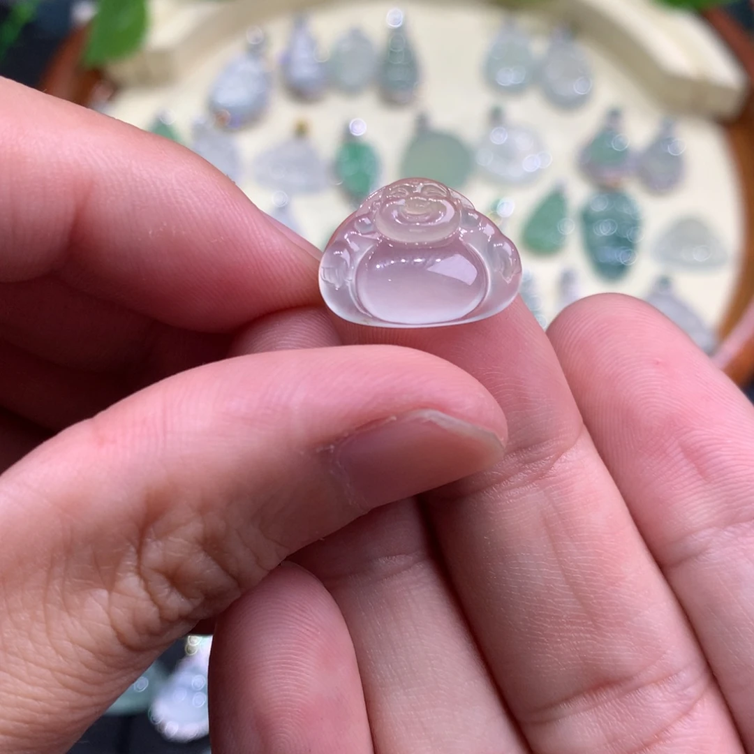 颈饰未镶嵌翡翠佛公