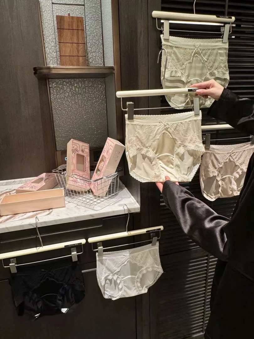 Z.X   可露丽轻纱内裤  672