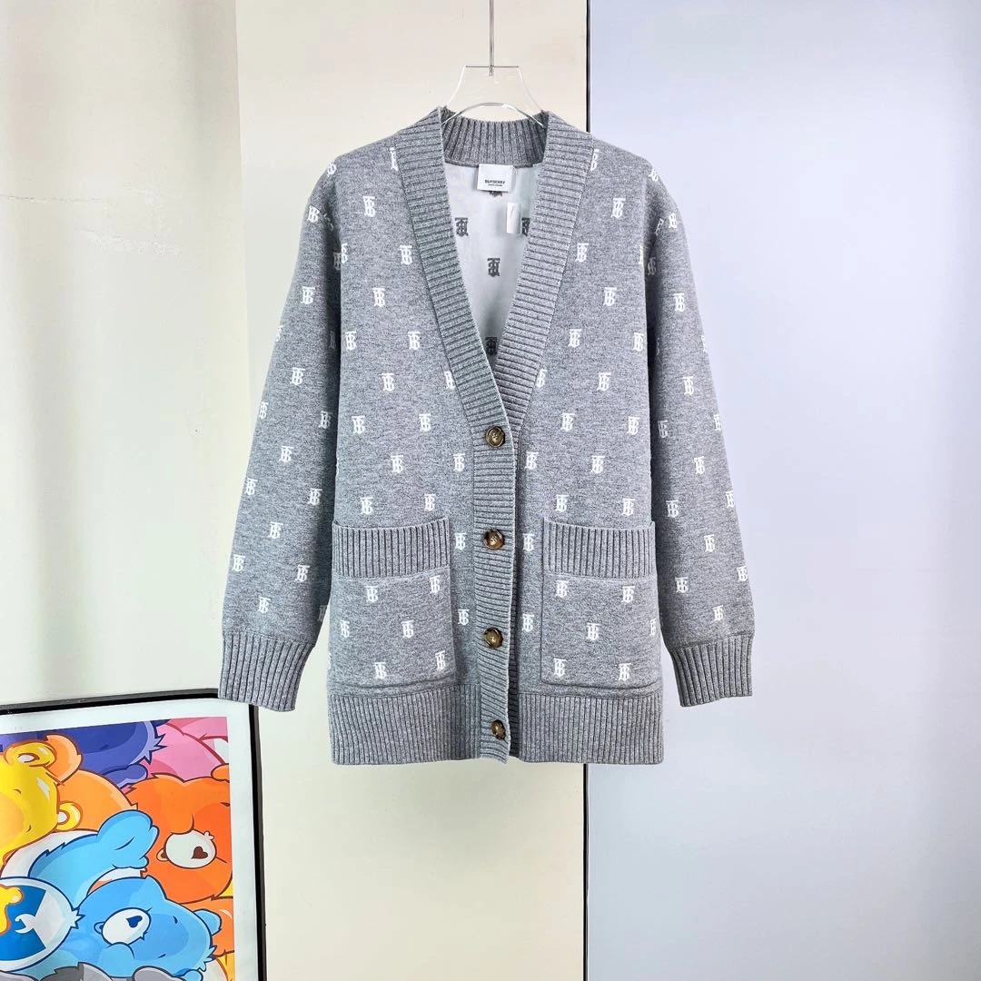 95新/Burberry/博柏利/外套/S码/Xsp38622