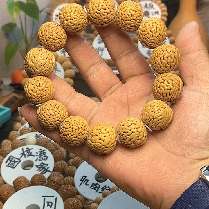 【闪购商品】当****了桃核手串白月光手串