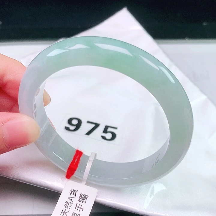 翡翠未镶嵌手镯975
