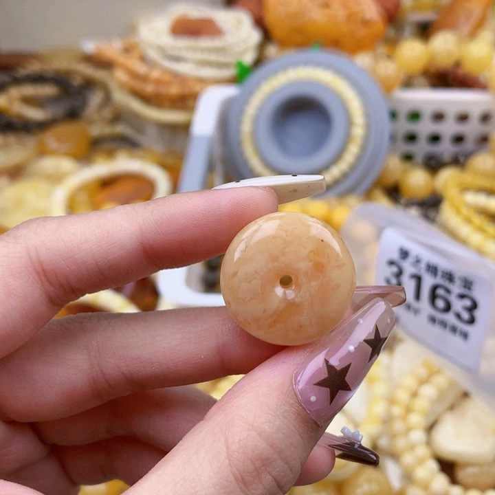 琥珀未镶嵌珠宝奇石22.5