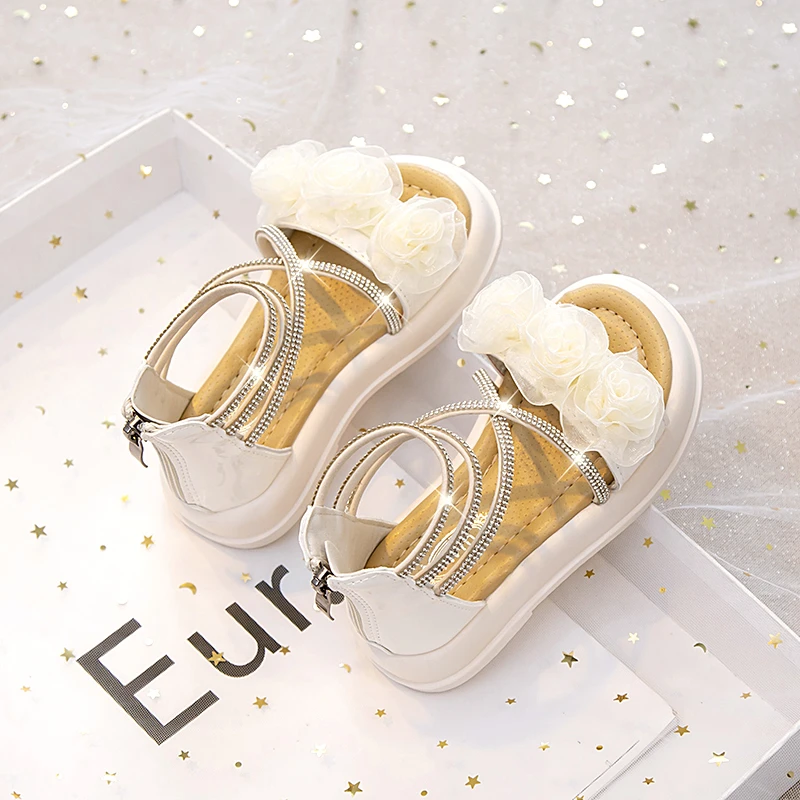 女童鞋子儿童公主凉鞋2025夏季新款女孩罗马韩版软底公主水晶沙滩