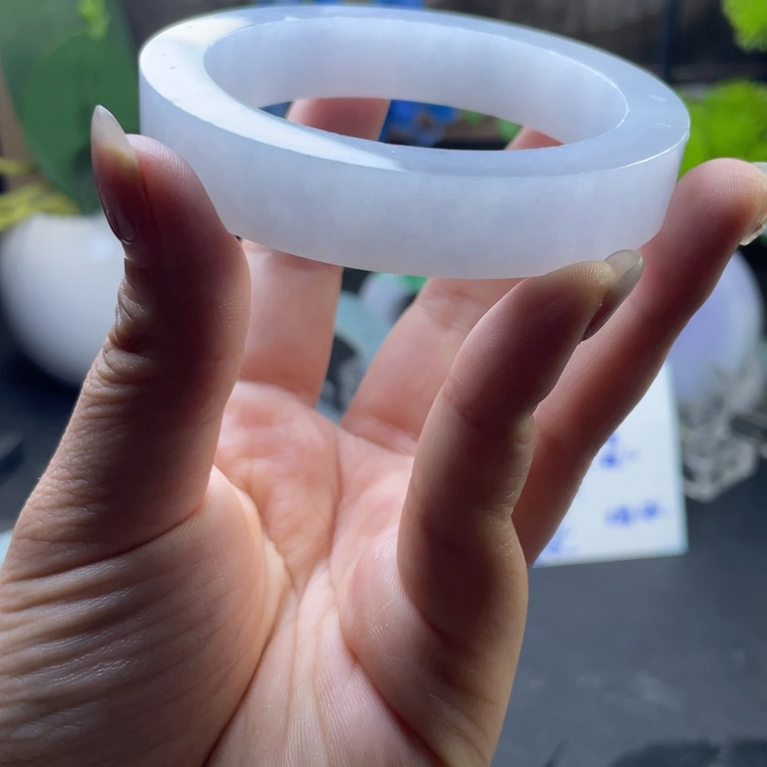 抹***贝定制翡翠缅A翡翠未镶嵌