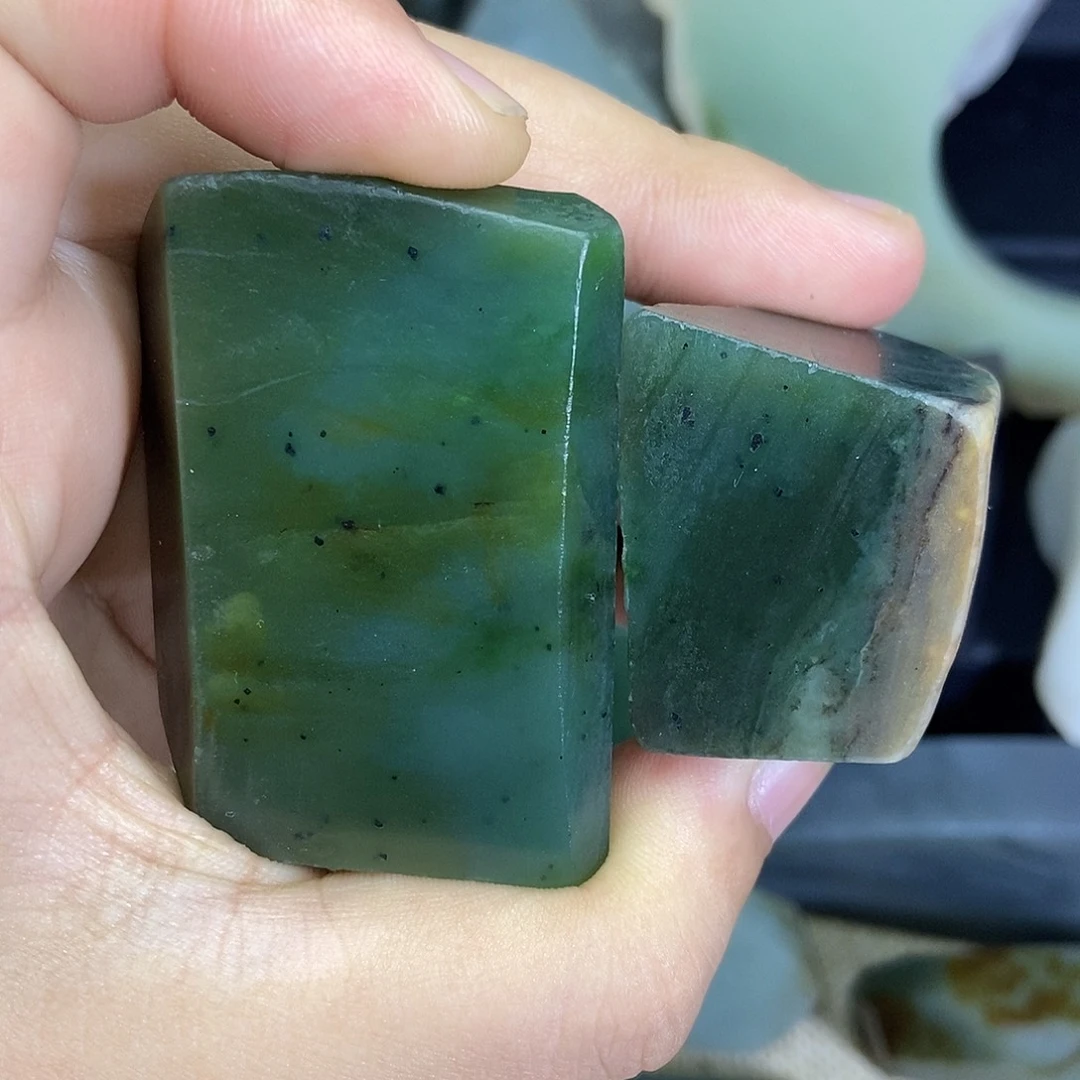 和田玉未镶嵌珠宝奇石