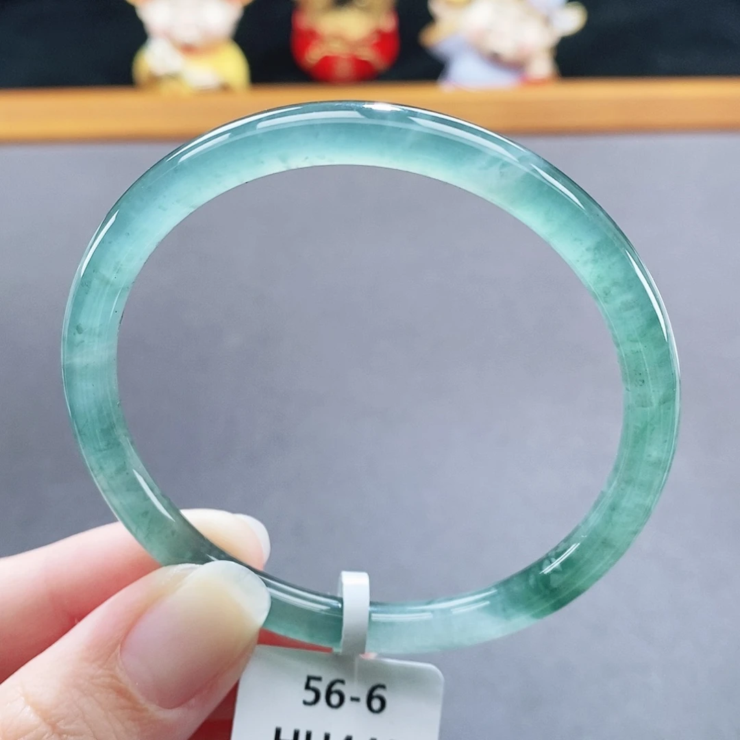 翡翠未镶嵌手镯75