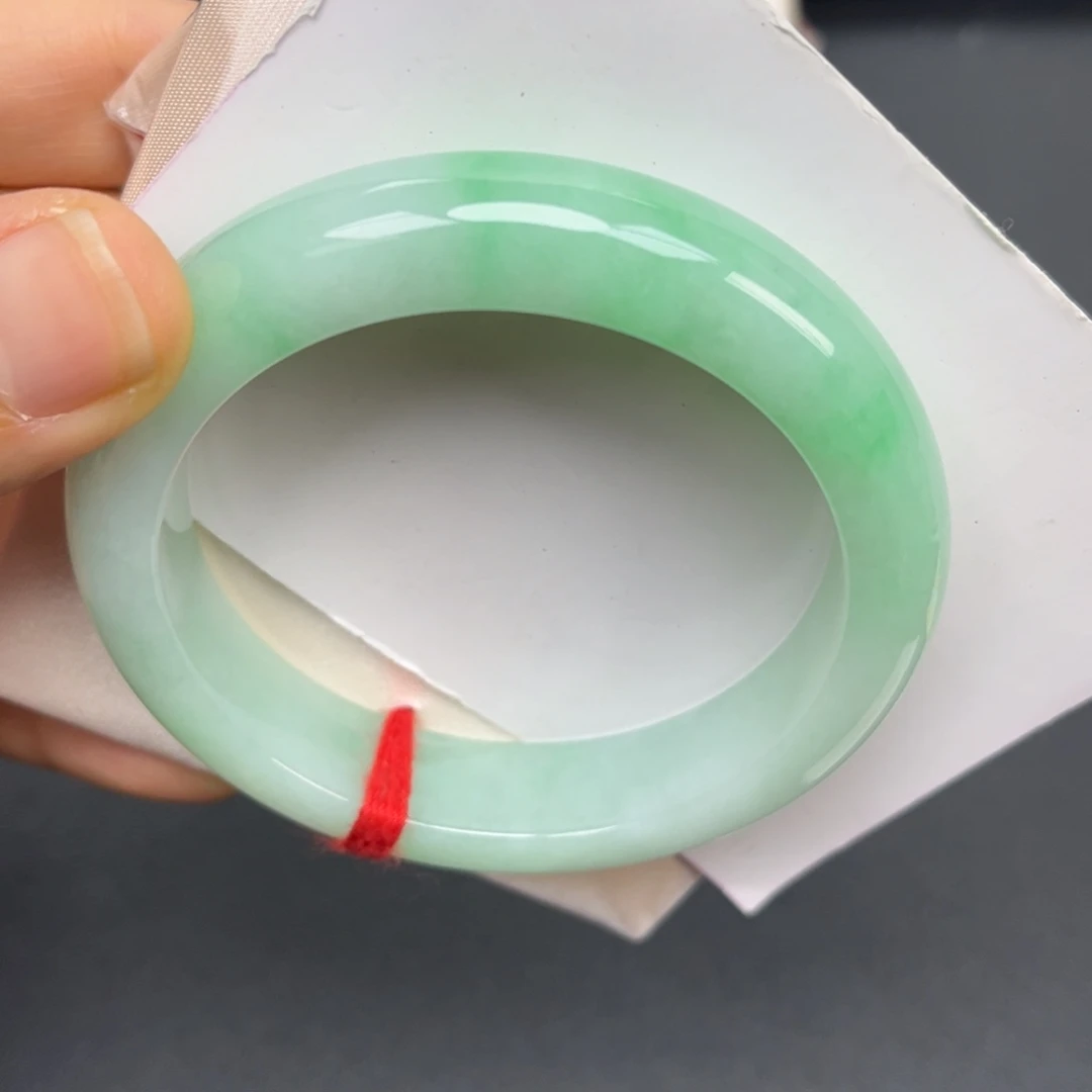 翡翠未镶嵌手镯手镯