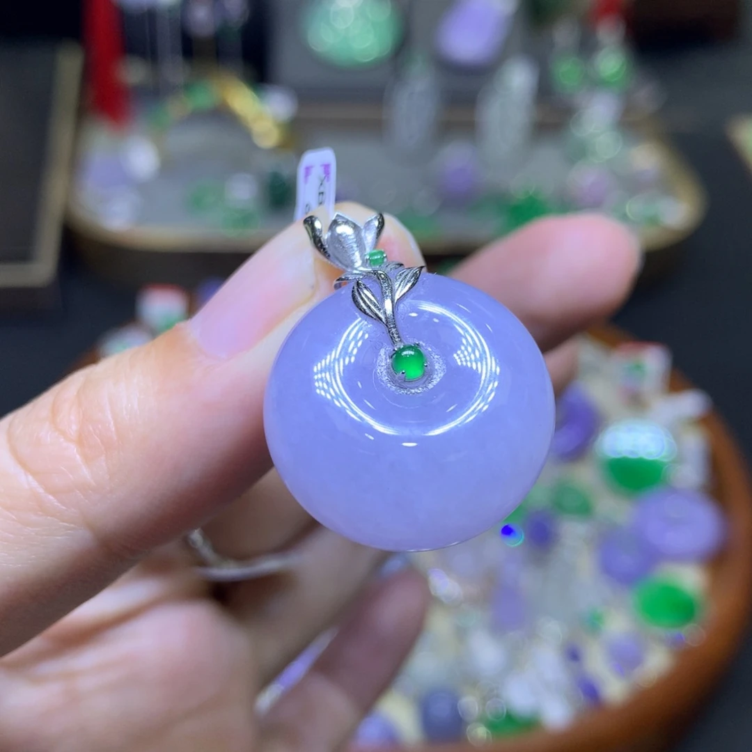 翡翠18K金镶嵌颈饰翡翠吊坠项链