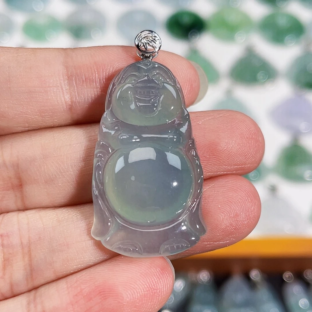 颈饰18K金镶嵌翡翠吊坠