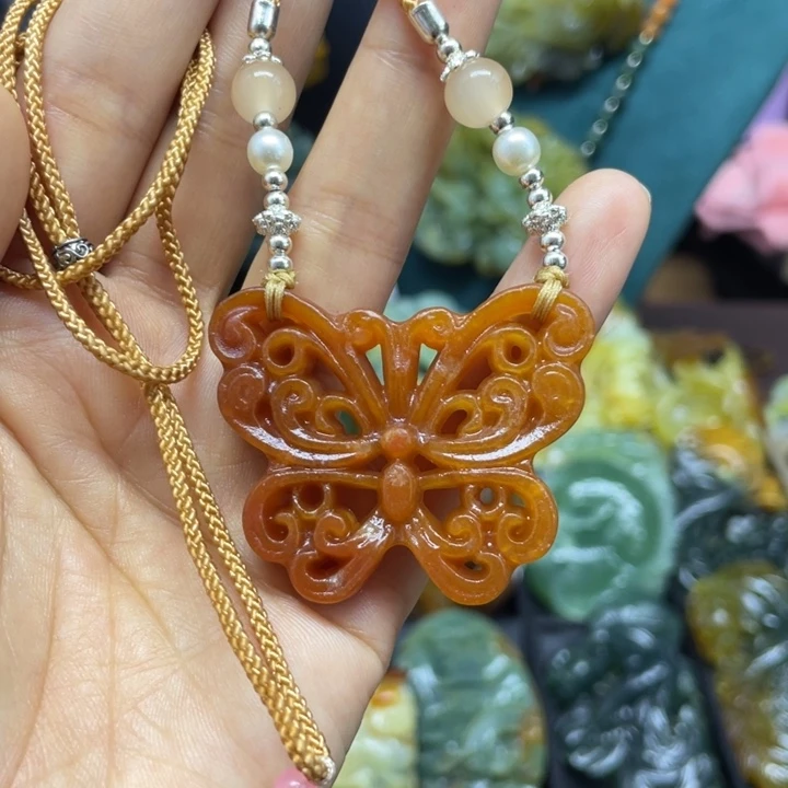 未镶嵌蛇纹石玉颈饰