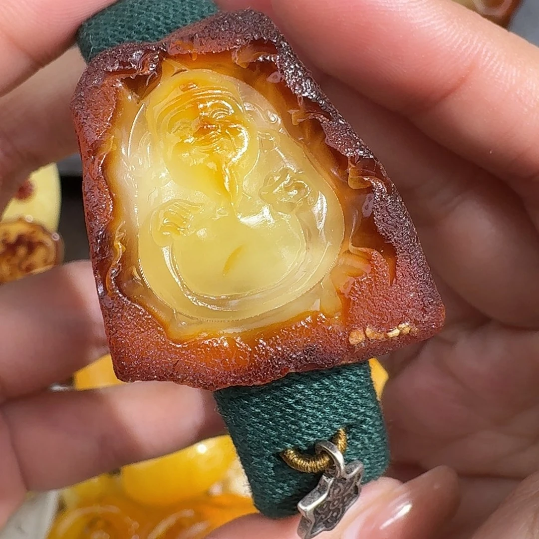 小***1琥珀未镶嵌裸石你