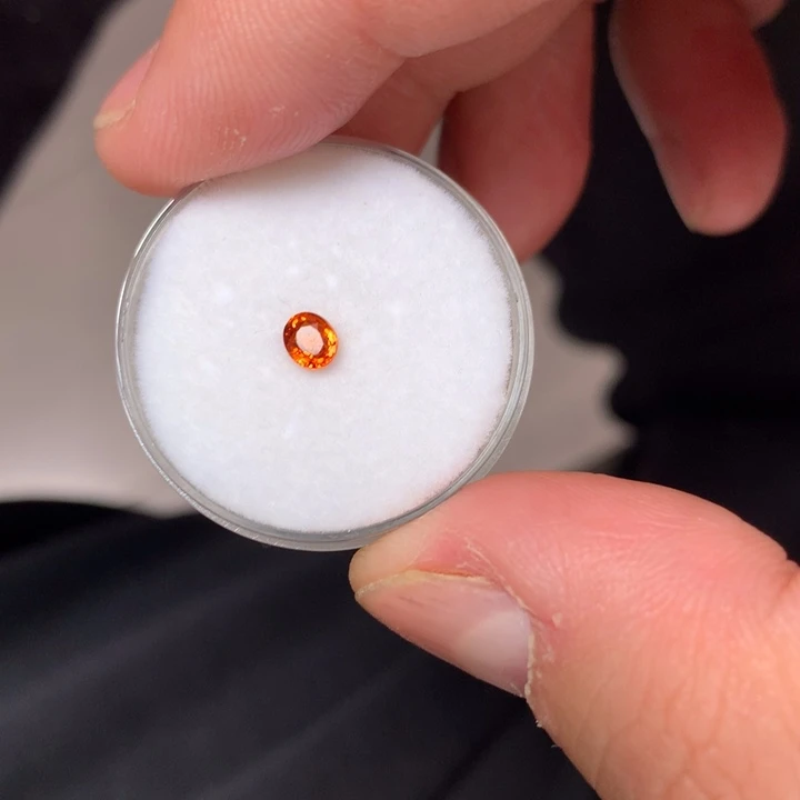 石榴石（芬达石）裸石未镶嵌