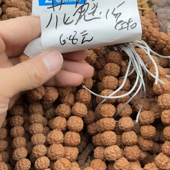 吊坠金刚菩提花魁15左右